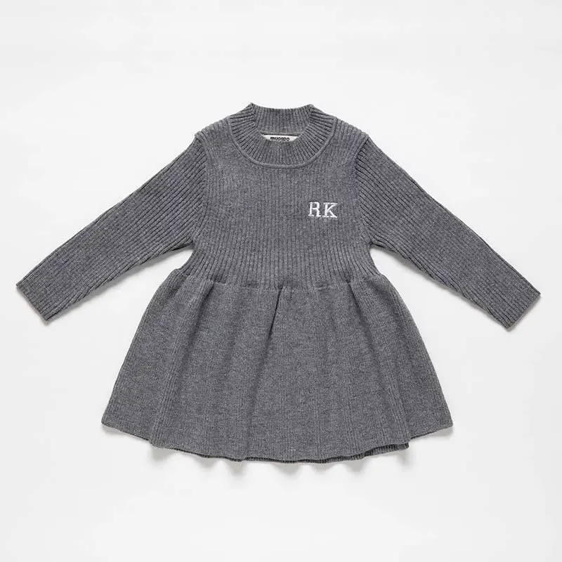 Grey long-sleeved dress